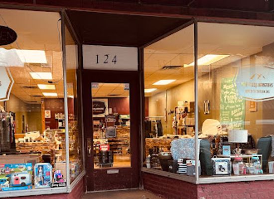 wisconsin/great-river-road/shop/driftless-bargains