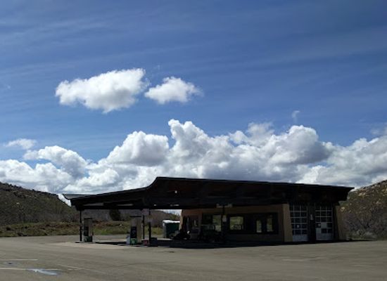 colorado/mesa-verde-national-park/shop/sinclair-gas-station