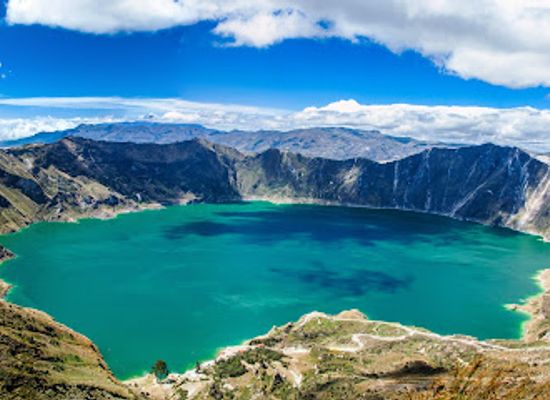 ecuador/quilotoa-crater-lake/shop/quilotoa