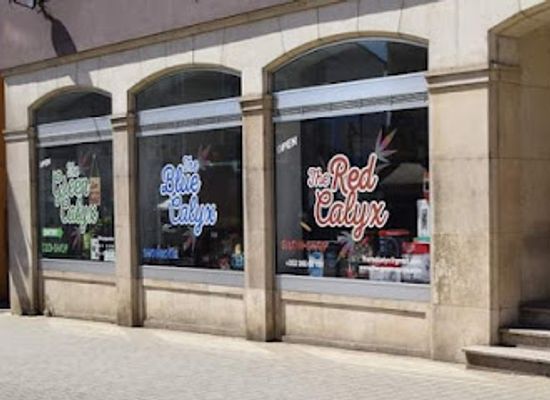 luxembourg/remich/shop/the-green-calyx-cbd-shop-the-red-calyx-grow-shop-the-blue-calyx-seed-bank-green-calyx-s-a-r-l