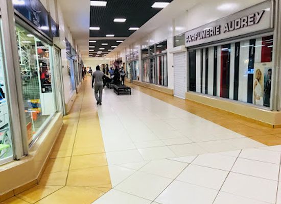 gabon/upper-ogooue-province/shop/geant-casino-mbolo