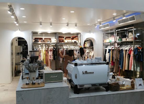 thailand/chiang-mai/nimmanhaemin/shop/outfit-of-the-day-nimman