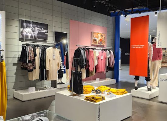 indonesia/medan/shop/adidas-originals-store