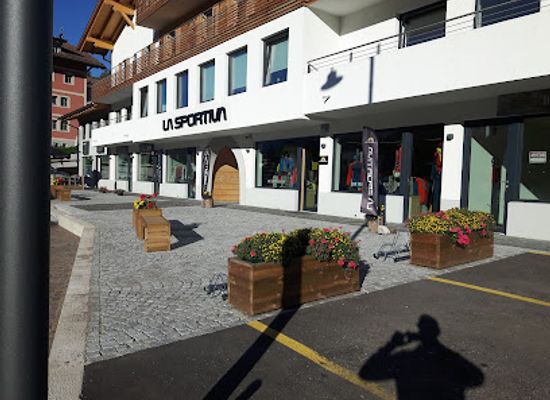 italy/val-di-fassa/shop/la-sportiva-store-pozza-di-fassa