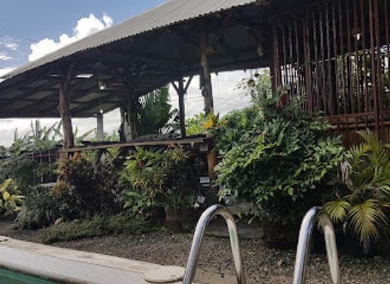 dominica/batalie-beach/shop/poz-restaurant-bar-calibishie