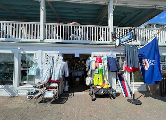 rhode-island/arcadia-management-area/shop/block-island-trading-company