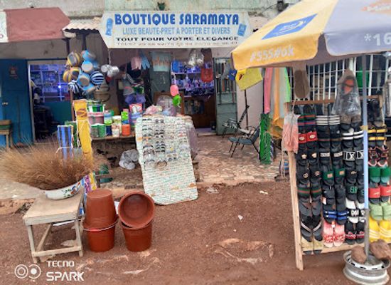 mali/sikasso-region/shop/boutique-saramaya-centre-commercial-lux-beaute-cosmetique-soins-accessoires-divers-pret-a-porter-chaussures-sac-etc