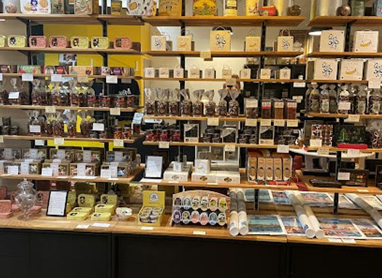 france/languedoc/shop/grand-rue-66-concept-store-sete