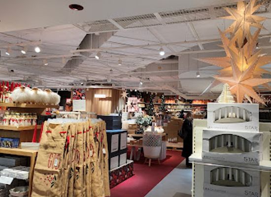 sweden/bjorkliden/shop/ahlens-city