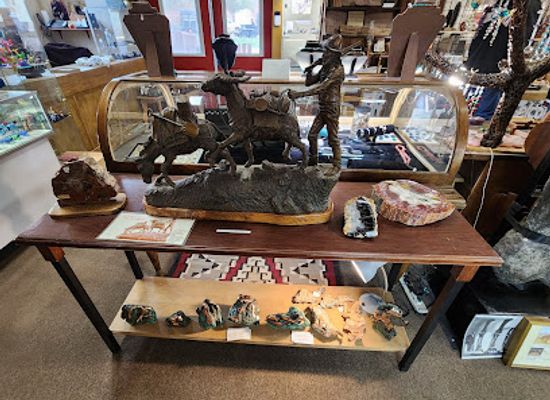 arizona/superstition-mountains/shop/mammoth-mine-rock-shop