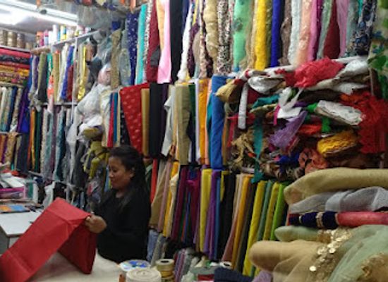 india/darjeeling/tiger-hill/shop/sanjay-store
