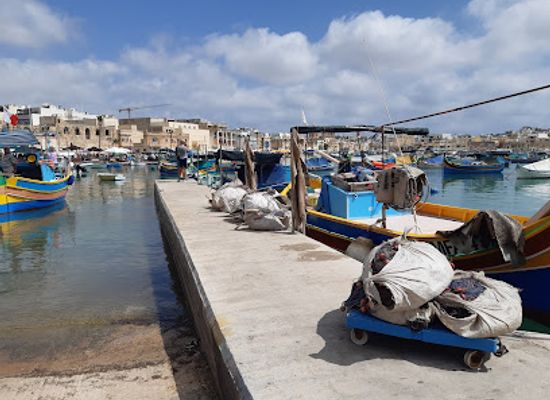 malta/marsaxlokk-fishing-village/shop/mercato-marsa-scirocco-sunday-only
