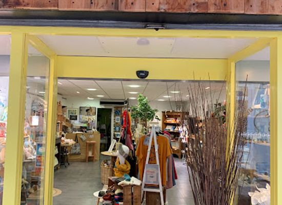 france/aquitaine/shop/la-boutique-d-en-face-artisans-createurs
