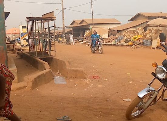 benin/collines/shop/marche-de-ouesse