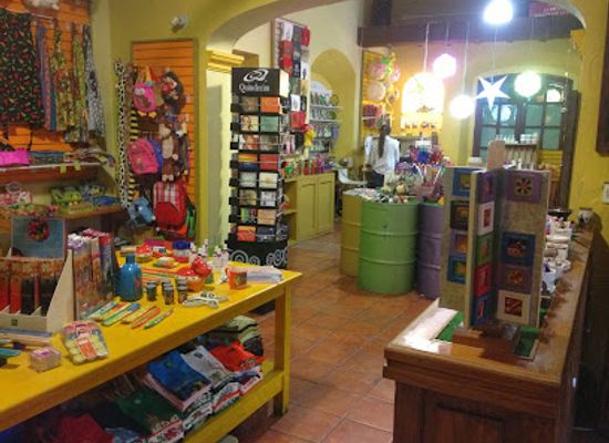 mexico/san-miguel-de-allende/shop/tienda-madre-tierra-correo