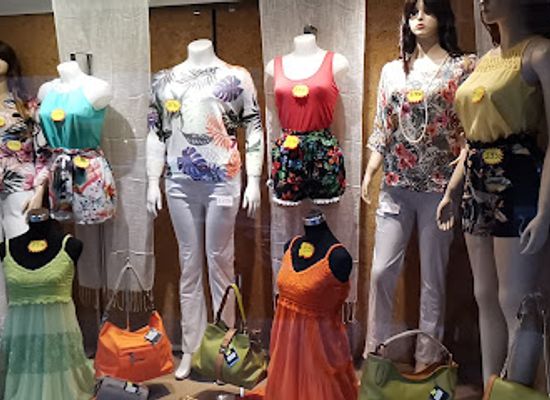 french-polynesia/papeete/shop/five-shop