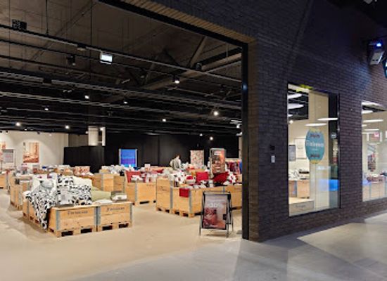 finland/espoo/leppavaara/shop/finlayson