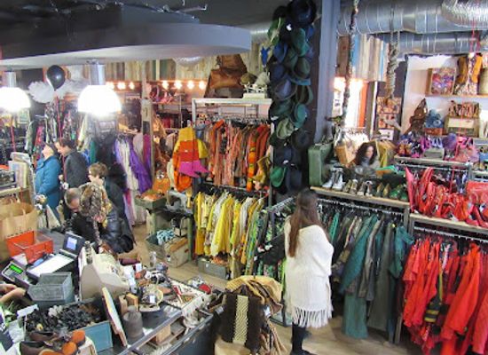 germany/bavaria/shop/picknweight-vintage-store-kilo