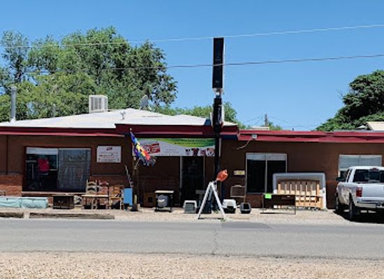 new-mexico/bernalillo/shop/going-to-the-dogs-and-cats-resale-store