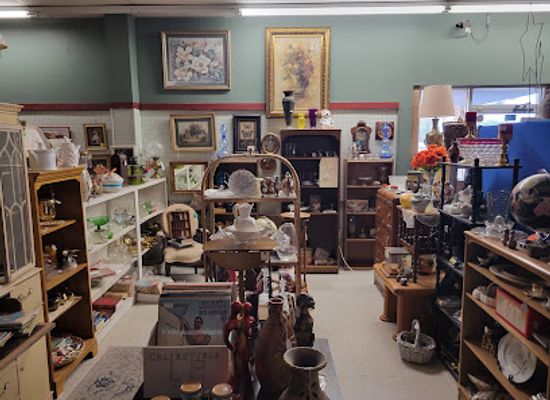 texas/abilene/shop/elmwood-antique-center