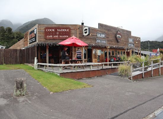 new-zealand/fox-glacier/shop/cook-saddle-cafe-saloon