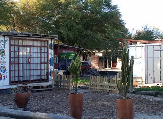 botswana/maun/shop/maun-eco-craft-market