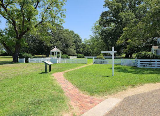 virginia/colonial-national-historical-park/shop/colonial-national-historical-park