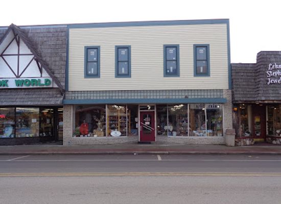wisconsin/great-river-road/shop/f-g-sturgul-mercantile-bead-emporium