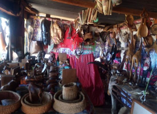 kenya/tsavo-region/shop/kaunda-s-emanyatta-village-market