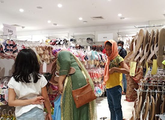 india/kozhikode/shop/focus-mall