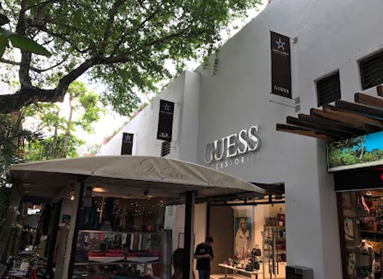 mexico/playa-del-carmen/playacar/shop/guess-accesorios