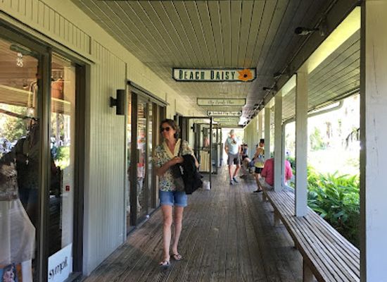 florida/captiva-island/shop/periwinkle-place