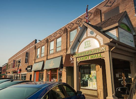 canada/charlottetown/shop/confederation-court-mall