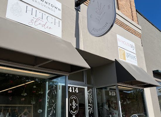 south-dakota/brookings/shop/be-still-boutique