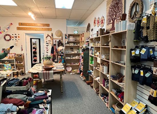 michigan/grand-rapids/shop/global-gifts