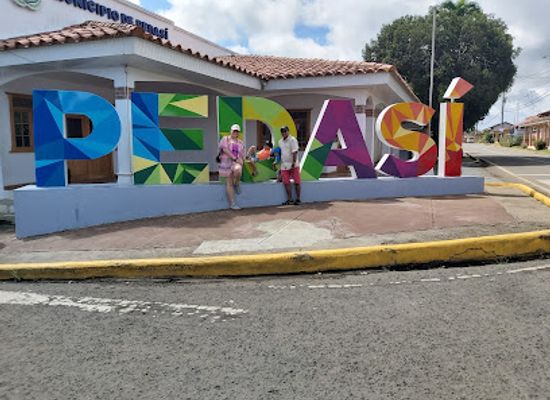 panama/pedasi/shop/le-panier-panaderia-pedasi
