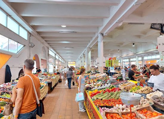 france/cannes/le-suquet/shop/marche-forville