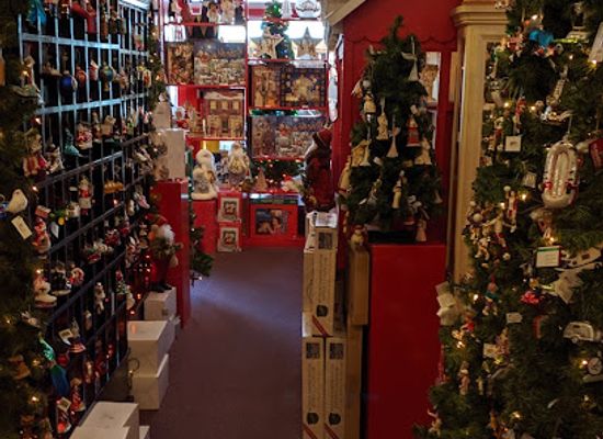 new-mexico/santa-fe-national-forest/shop/the-shop-a-christmas-store