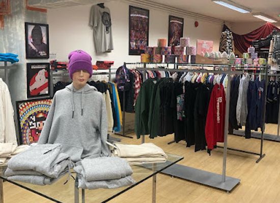 united-kingdom/stratford-upon-avon/shop/entourage