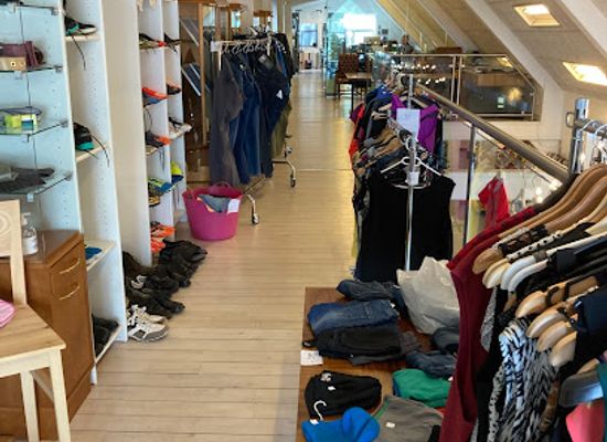 faroe-islands/vagur/shop/endurnytsluhandilin-i-vagi-reyoi-krossur
