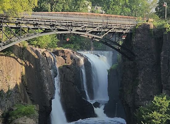 new-jersey/paterson-great-falls-national-historical-park/shop/passaic-falls