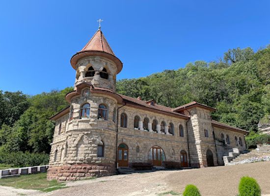 moldova/soroca-county/shop/rudi-monastery