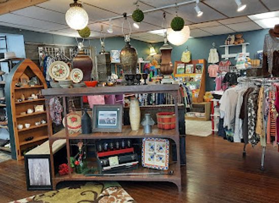 minnesota/big-woods/shop/common-goods-crosslake