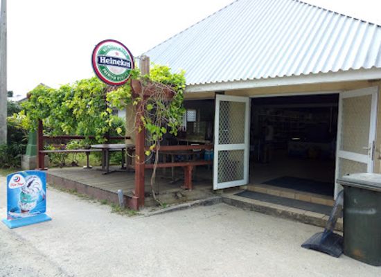 cook-islands/atiu/shop/rirei-s-store-the-heineken-store