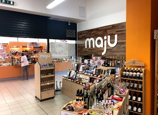 czechia/hradec-kralove/shop/maju