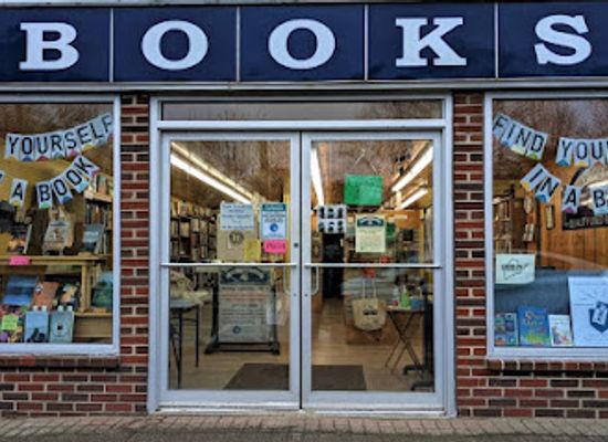maine/brunswick/shop/twice-told-tales-book-store