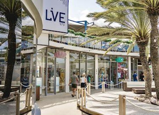 curacao/salina/shop/mambo-beach-boulevard