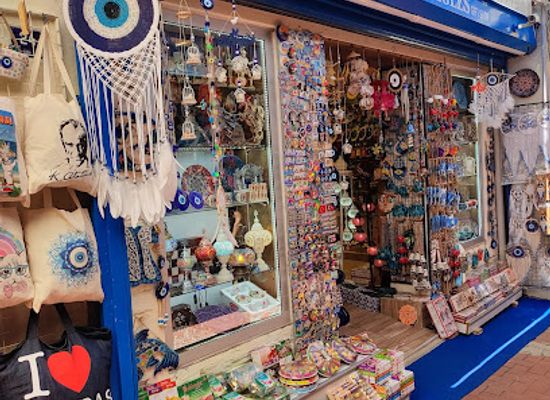 turkiye/kusadasi/shop/black-eagles-gift-shop