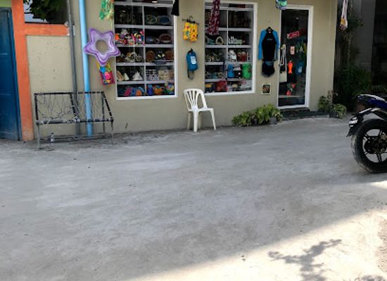 maldives/gulhi-island/shop/cool-beach