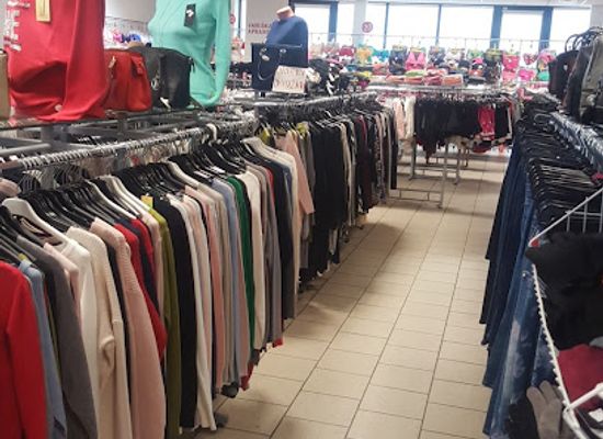lithuania/jonava/shop/hong-fu
